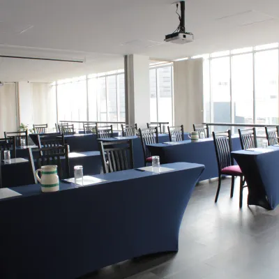 Sala de reuniones Alcalá Hotel Fontán Reforma Ciudad de México Sala de reuniones Alcalá Hotel Fontán Reforma Ciudad de México